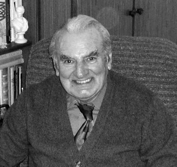 339228_178774_zdenek_masin_gray1.jpg