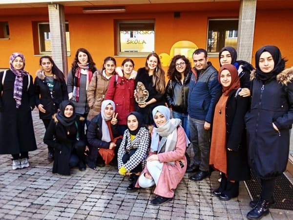 89752792-08fa-4598-b908-60b4c2c41eac