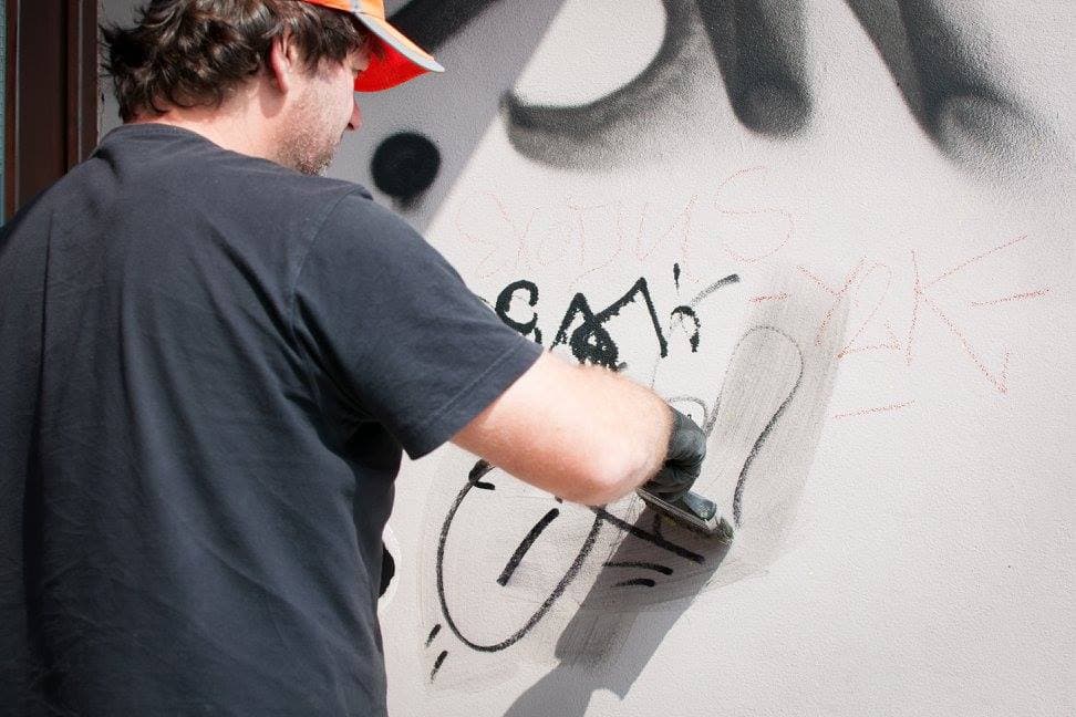antigraffiti