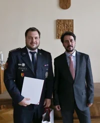 9hrdinu-2023-03
