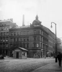 B2 namesti retus