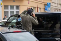 Zabarikádovaný muž v Čáslavské 1 - foto Týdeník Policie
